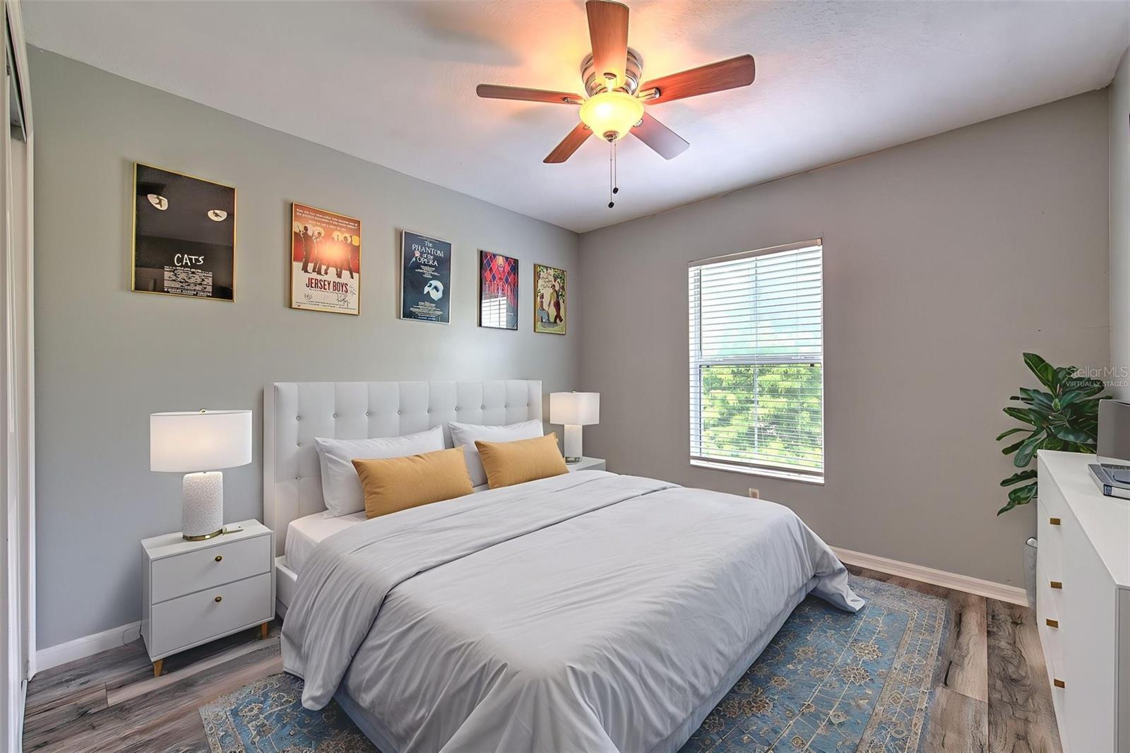 WEDGEWOOD TWNHMS - Residential