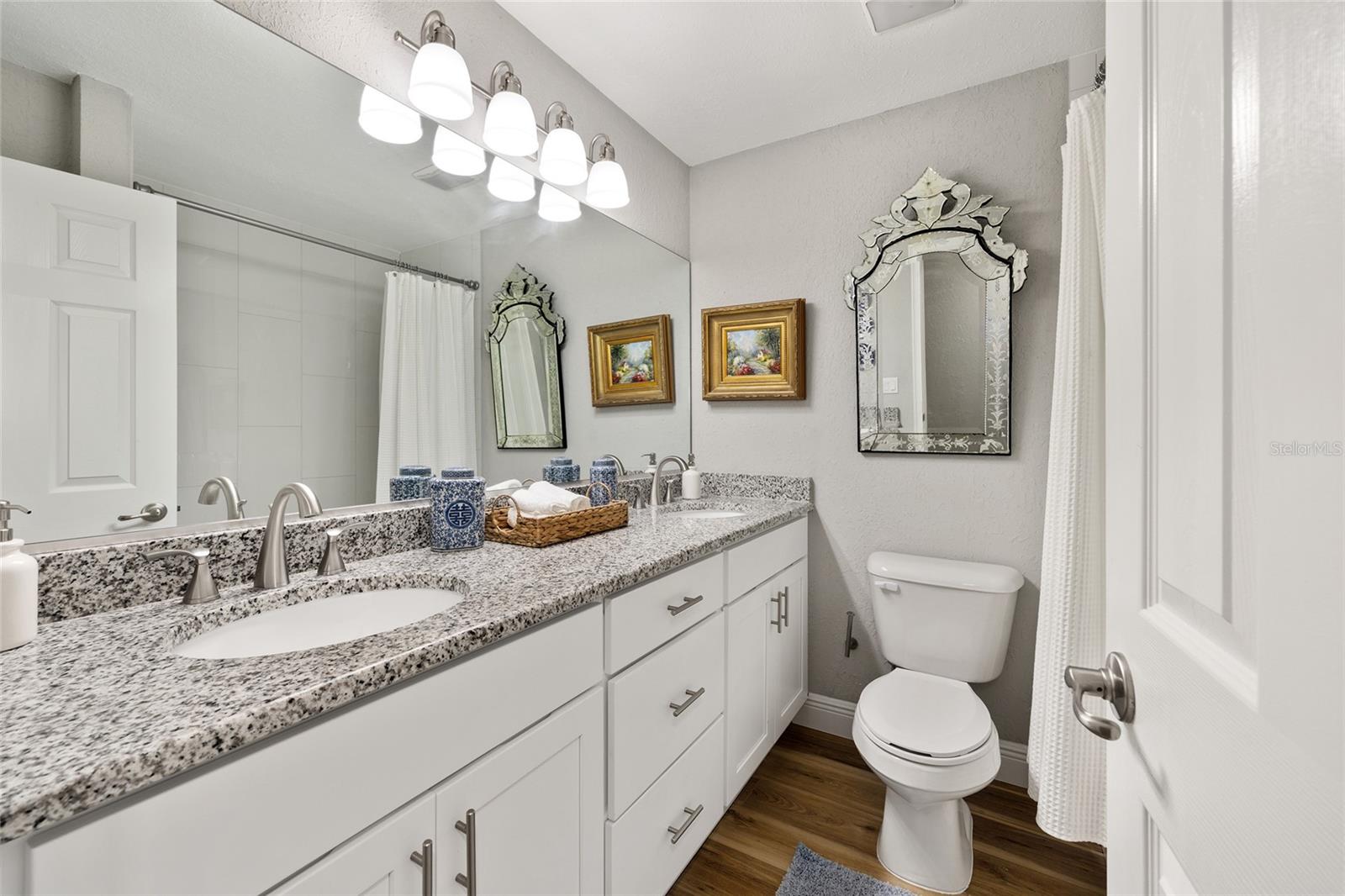 EASTWOOD PARK UN 01 - Residential