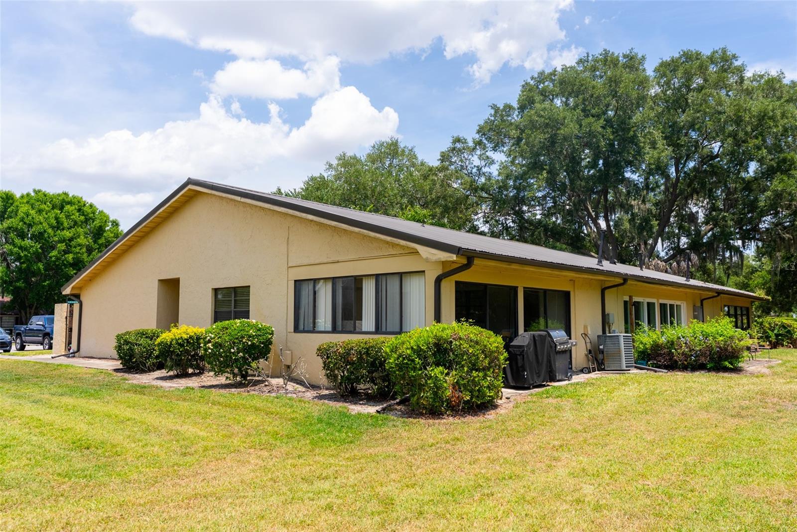 CYPRESSWOOD TENNIS VLS - Residential
