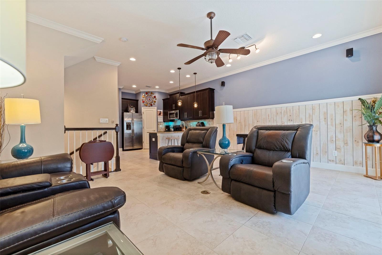 3222 MOORINGS DRIVE S