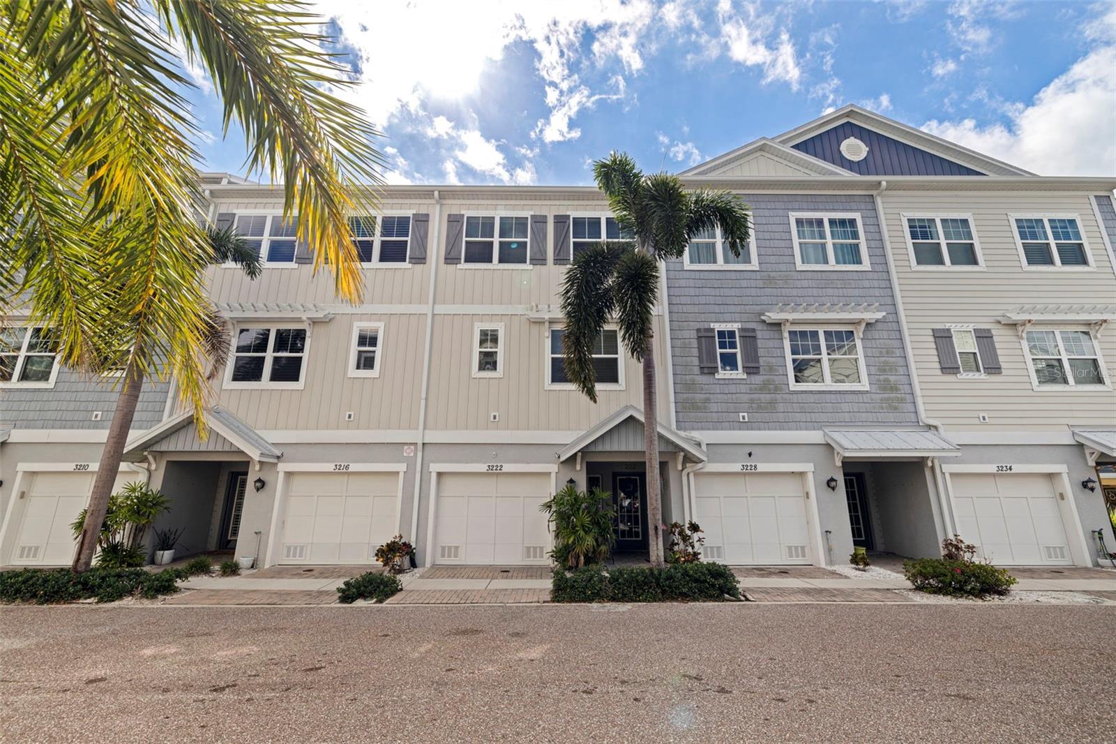COVE AT LOGGERHEAD MARINA - Residential