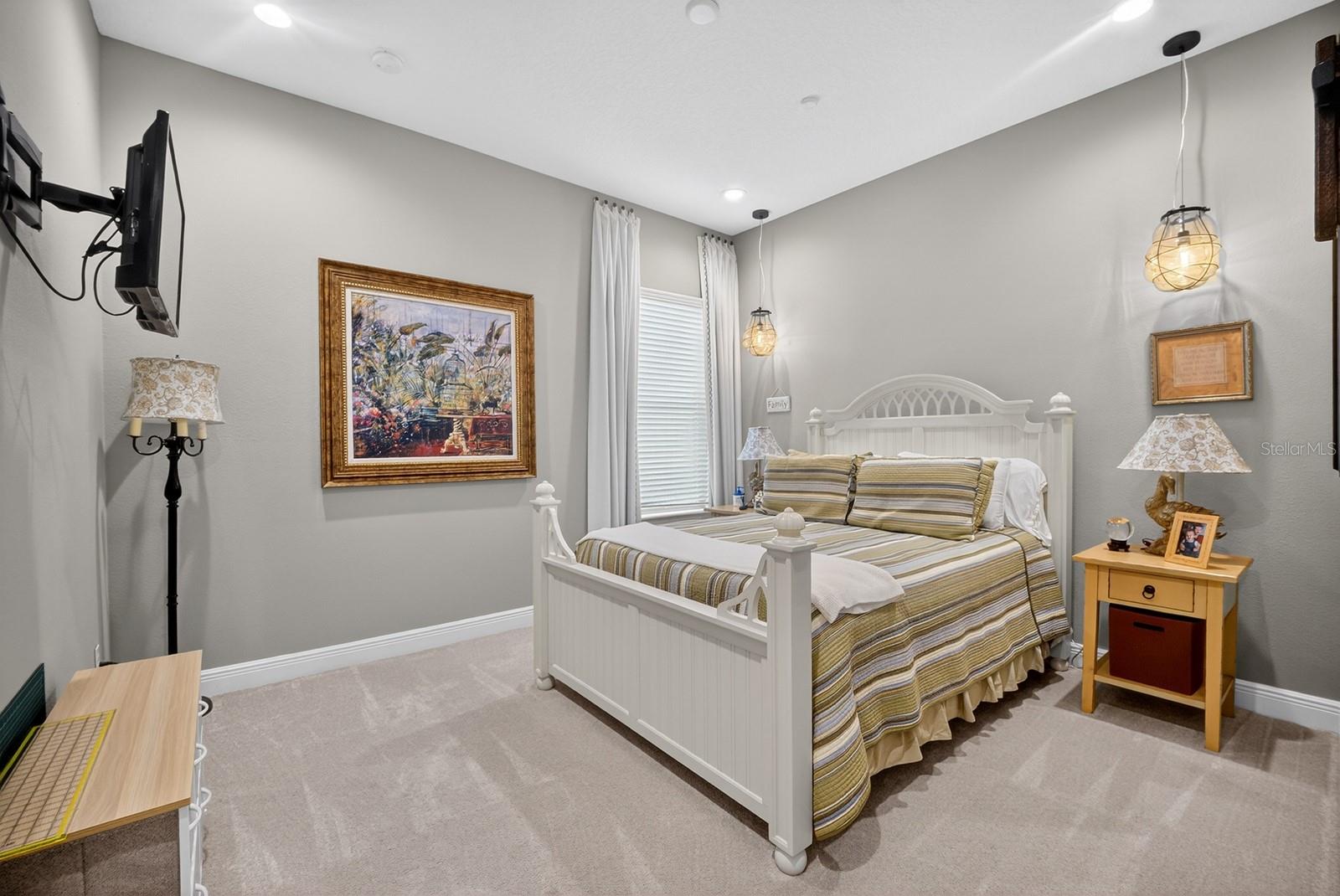 TWINWATERS - Residential