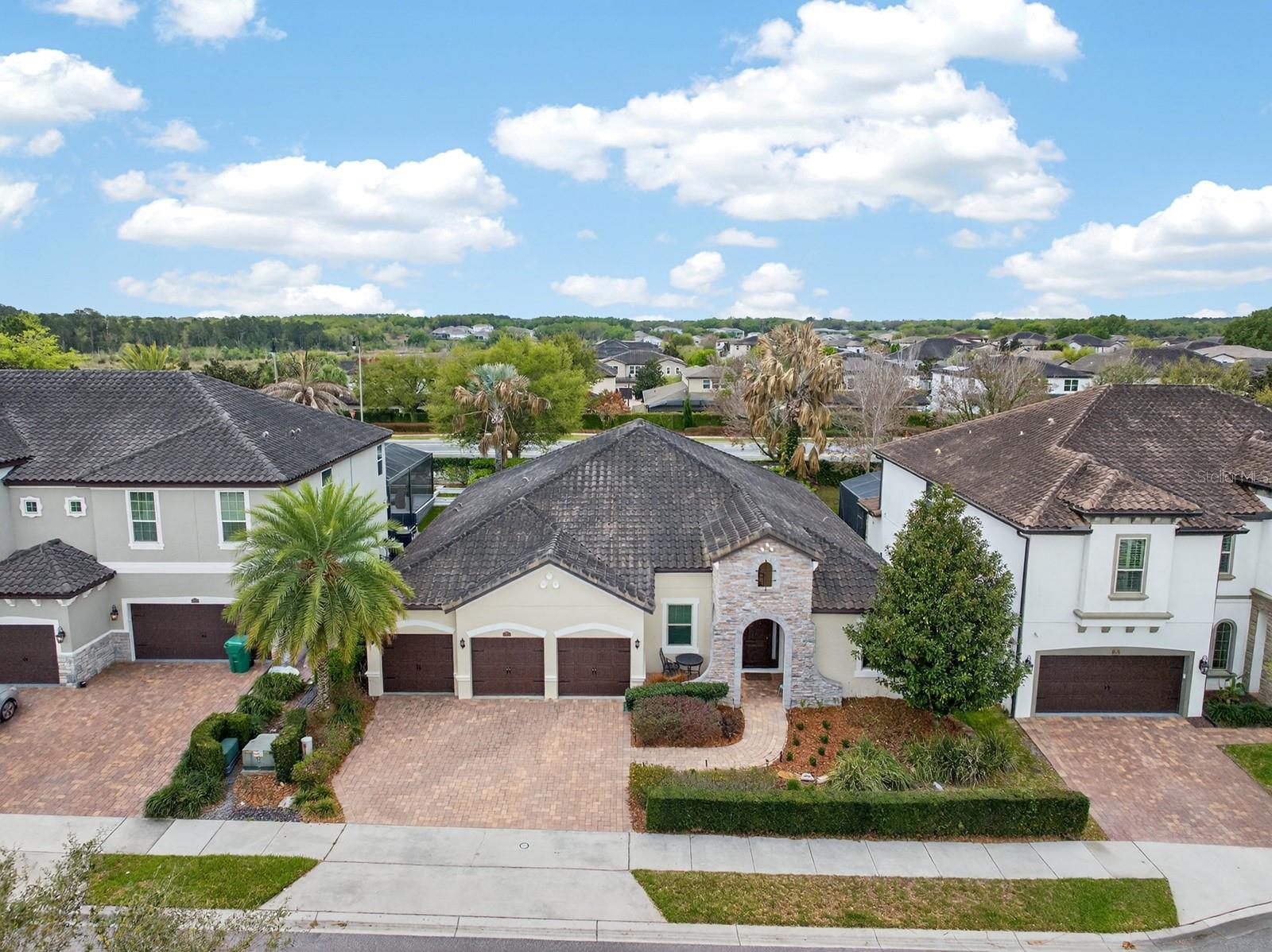 TWINWATERS - Residential