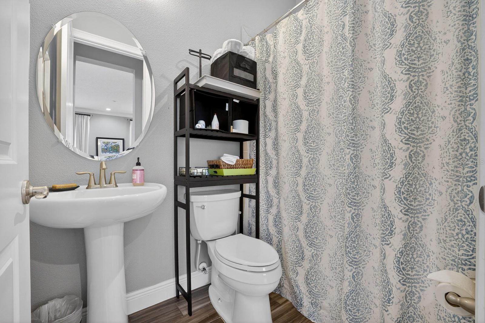 TWINWATERS - Residential