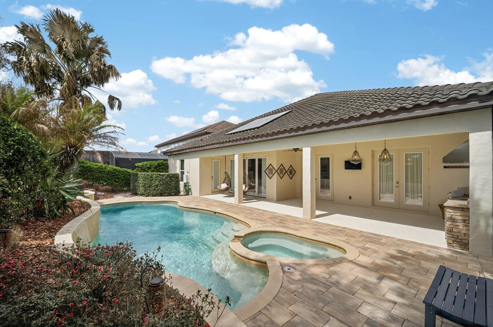 TWINWATERS - Residential