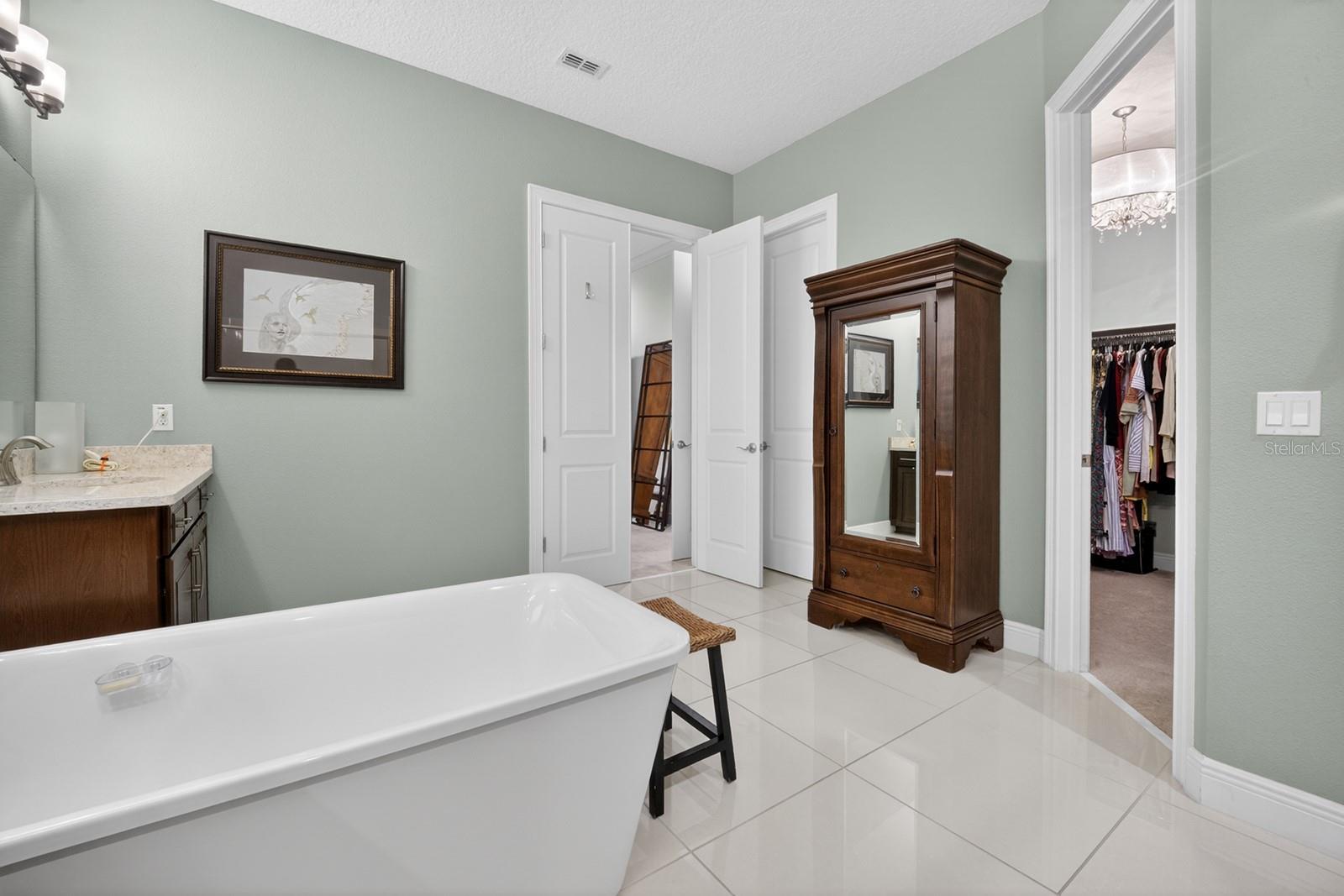 TWINWATERS - Residential