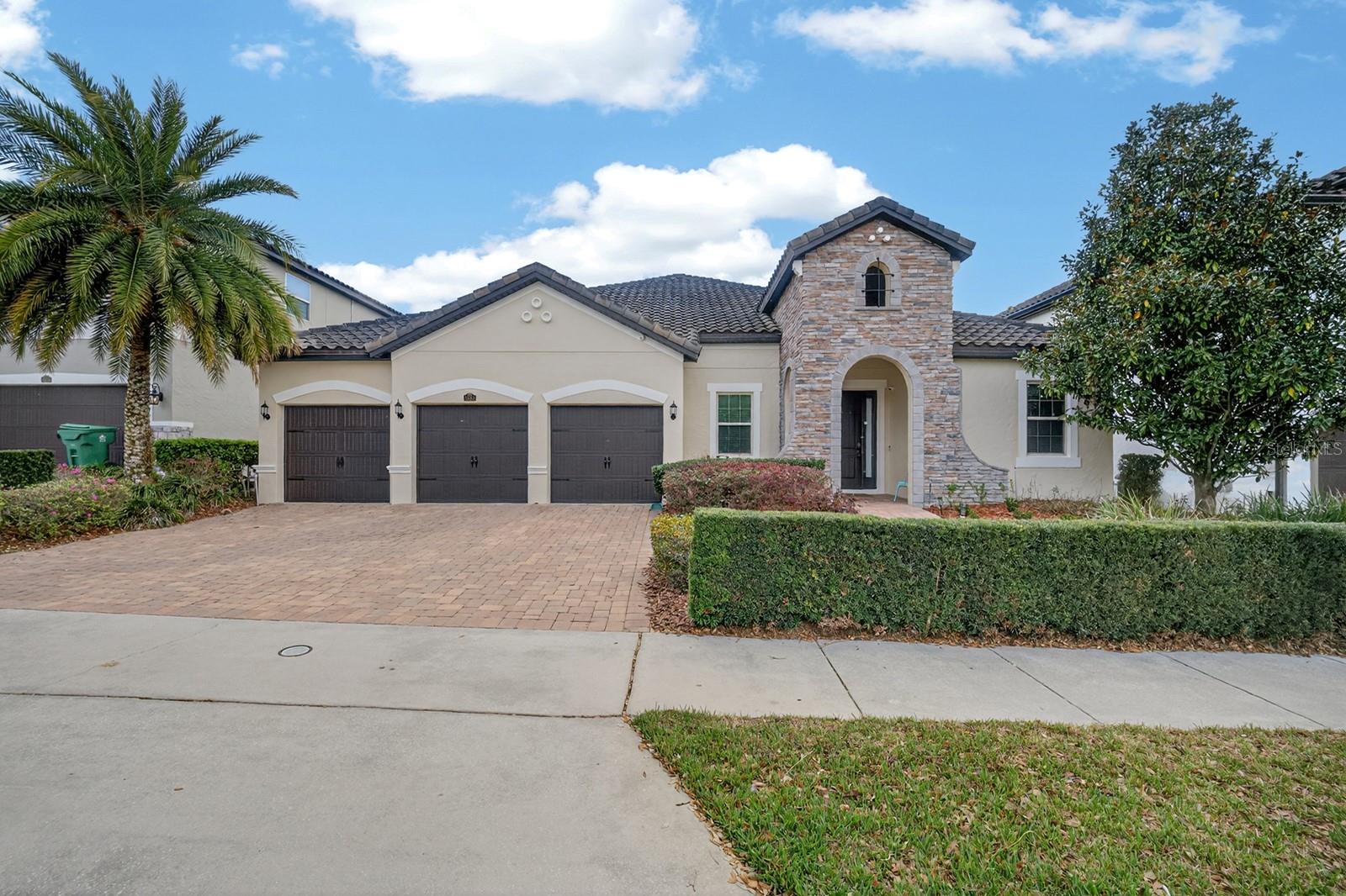 TWINWATERS - Residential