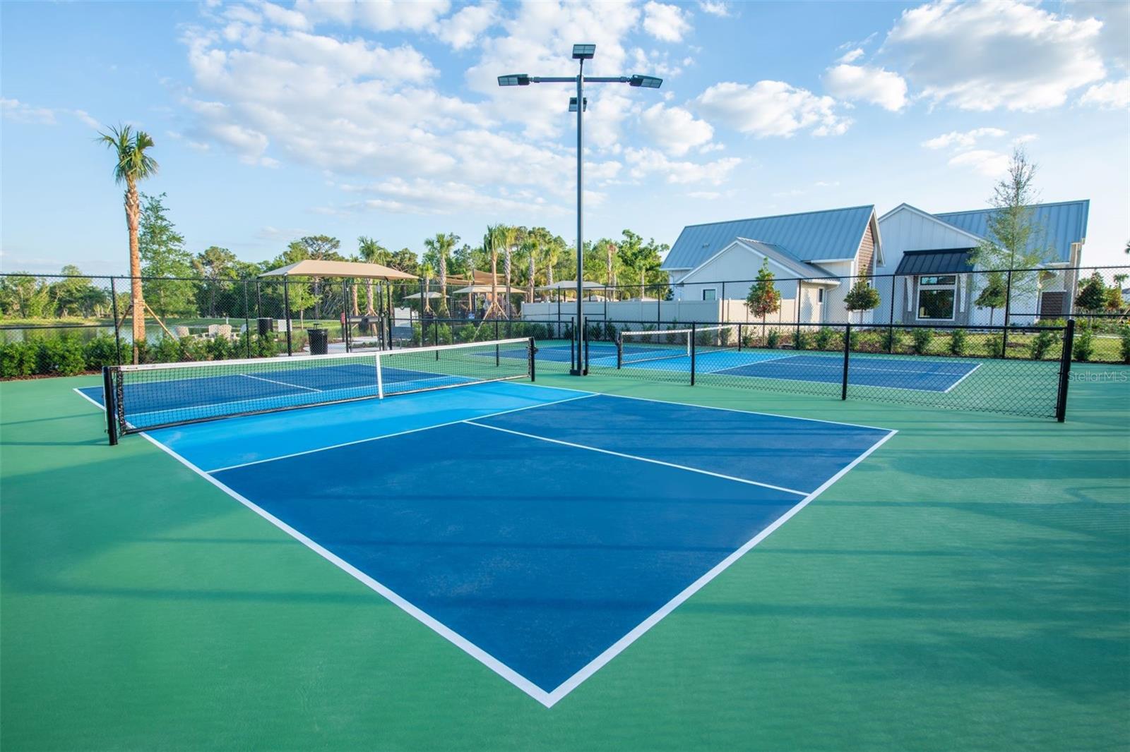 VIDA'S WAY LEGACY - Residential