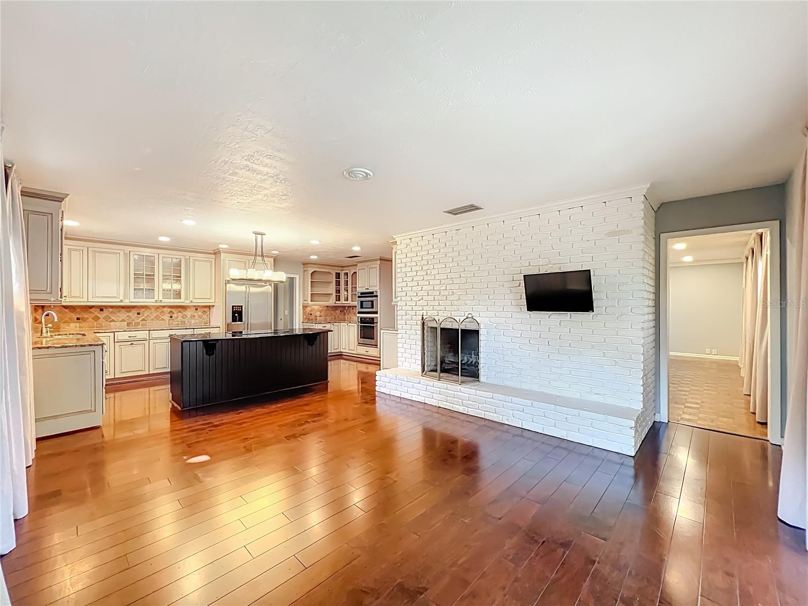 PARK GROVE - Residential