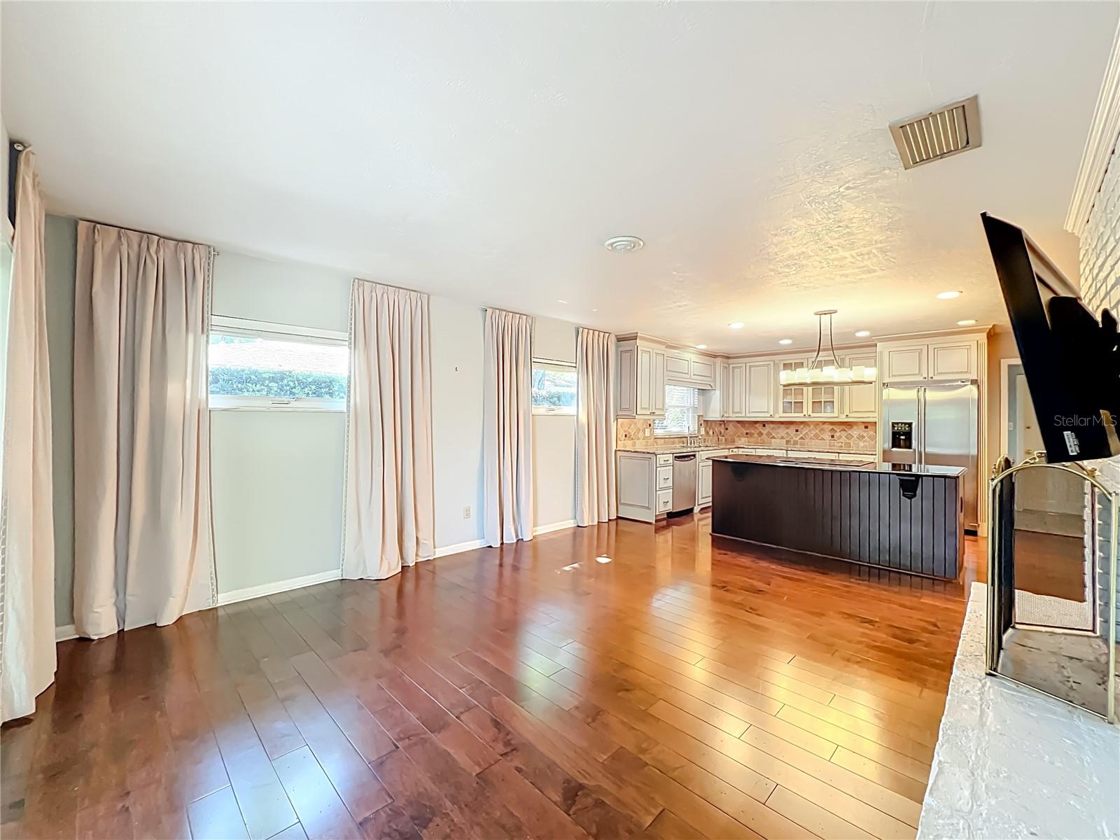 PARK GROVE - Residential