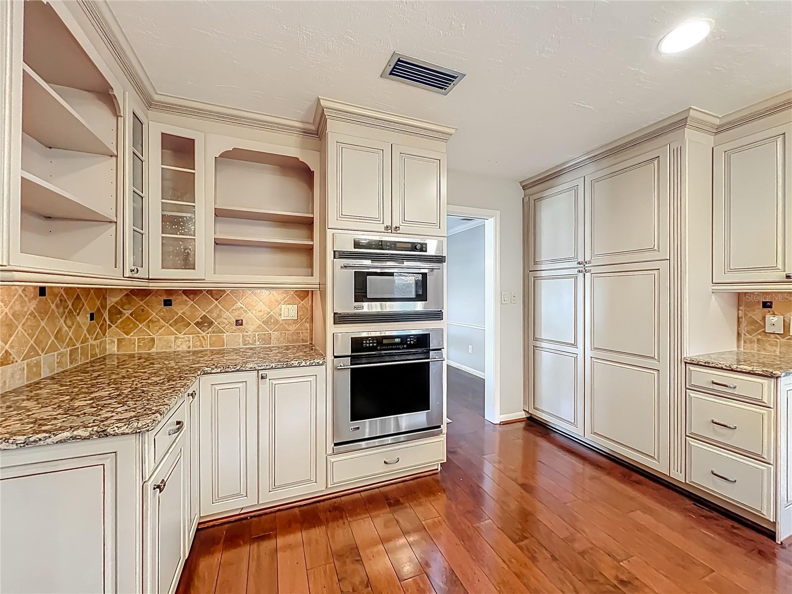 PARK GROVE - Residential