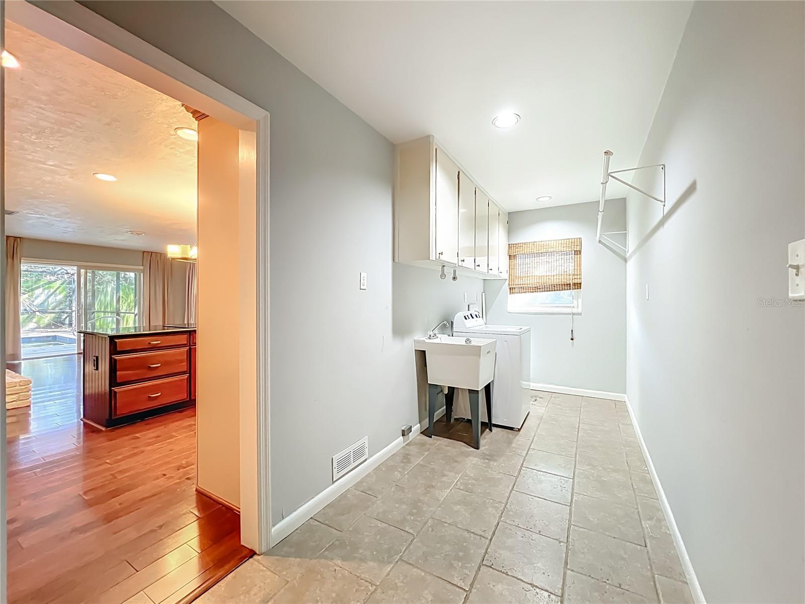 PARK GROVE - Residential