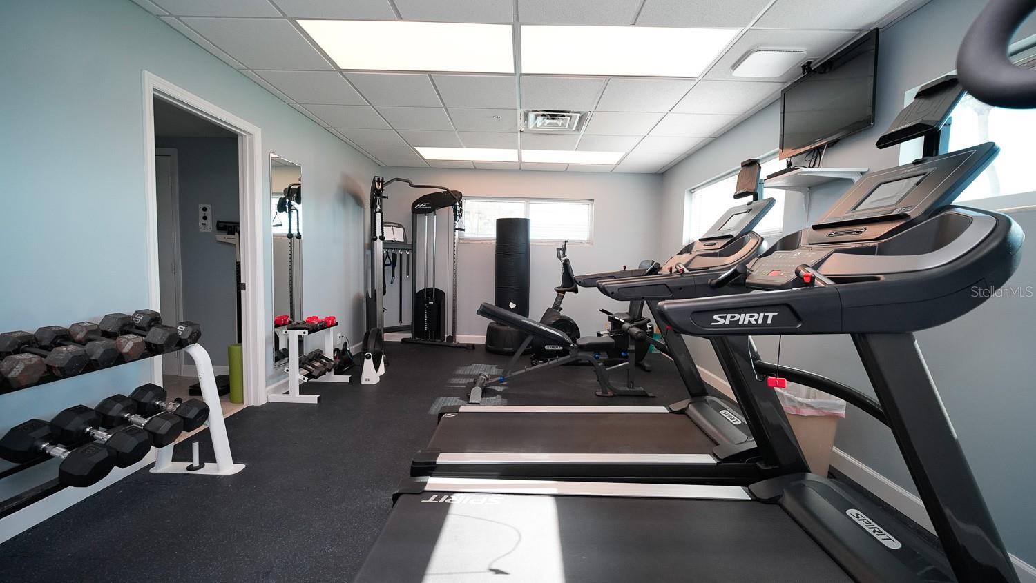 THREE PALMS POINTE CONDO - Residential