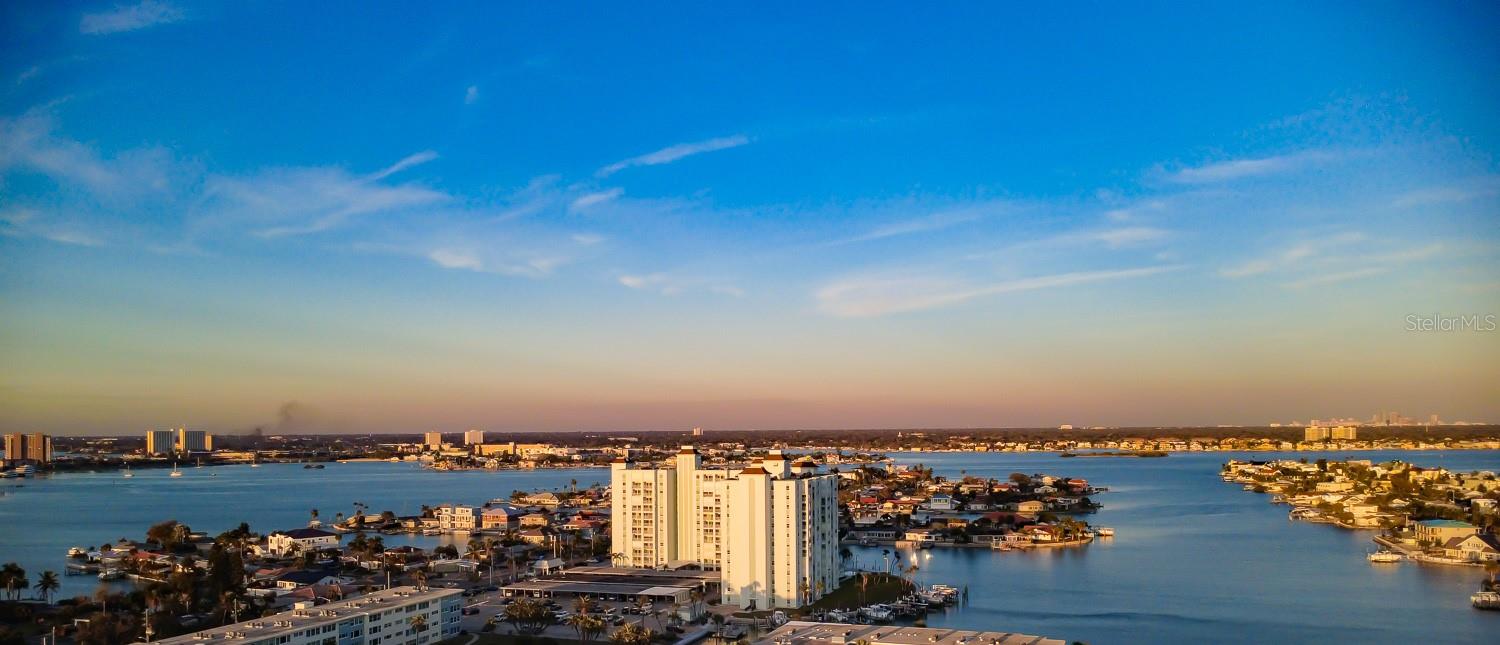 THREE PALMS POINTE CONDO - Residential