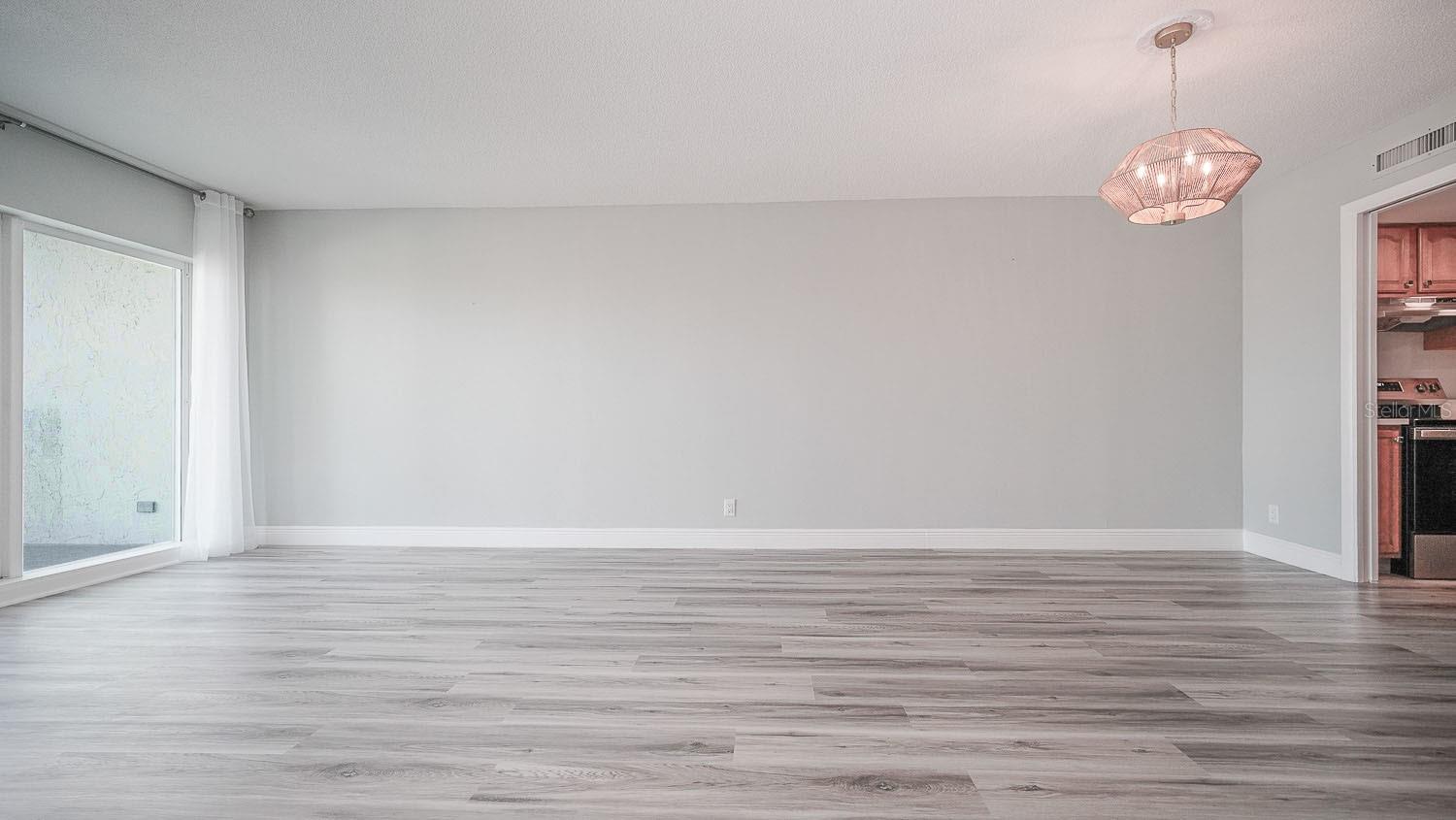 THREE PALMS POINTE CONDO - Residential