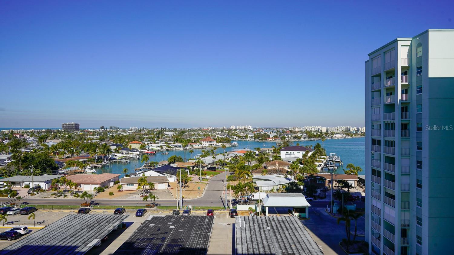 THREE PALMS POINTE CONDO - Residential