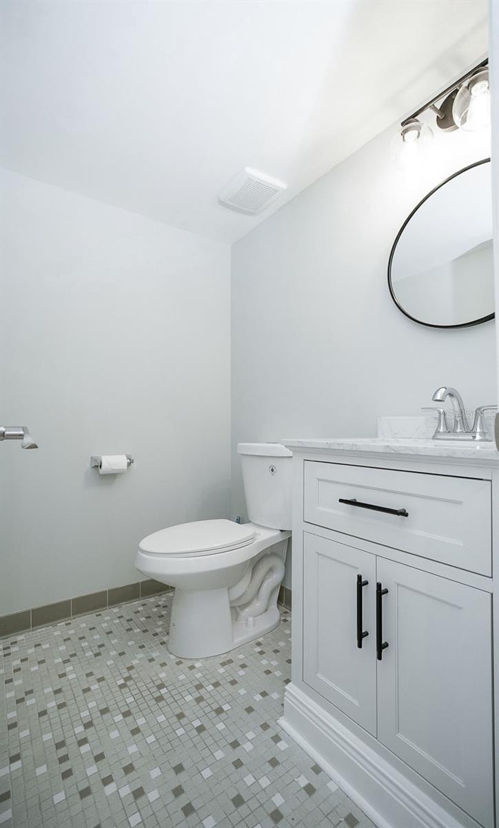 THREE PALMS POINTE CONDO - Residential