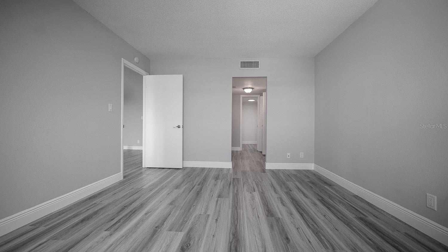 THREE PALMS POINTE CONDO - Residential