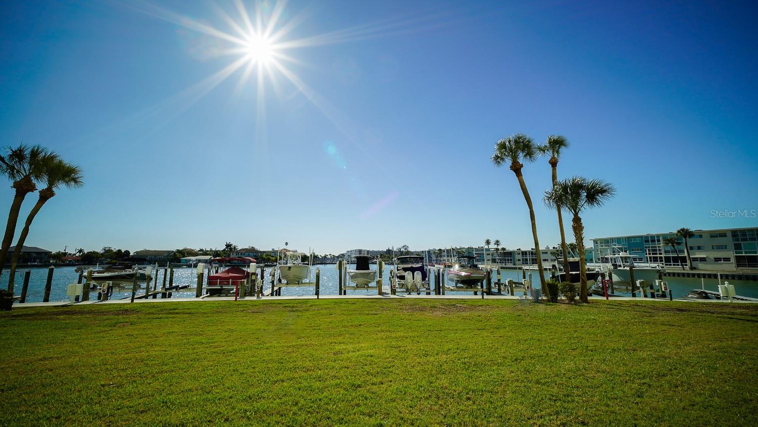 THREE PALMS POINTE CONDO - Residential