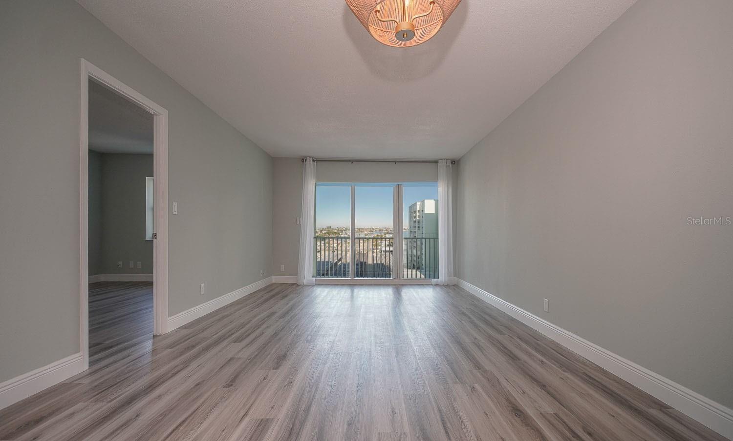 THREE PALMS POINTE CONDO - Residential