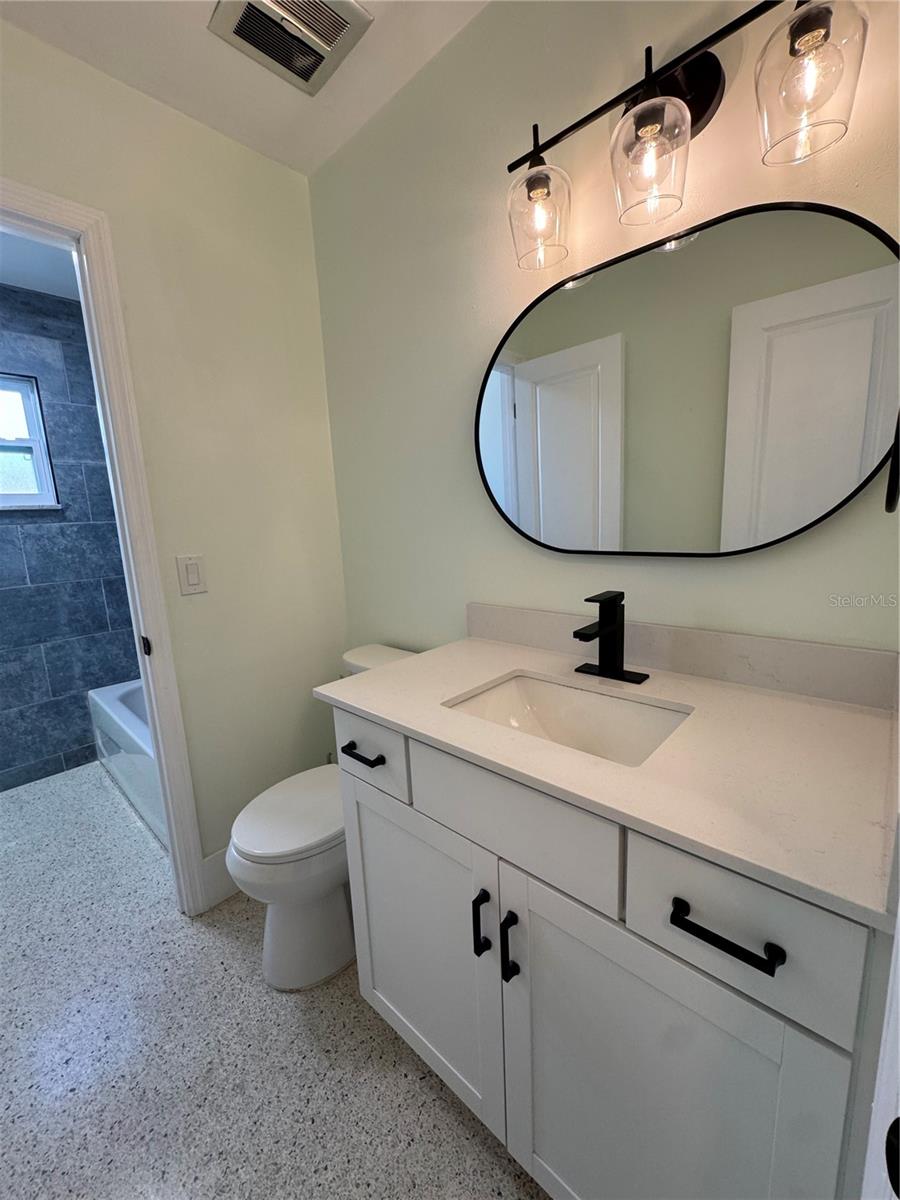 PORT CHARLOTTE SEC 51 01 - Residential Lease