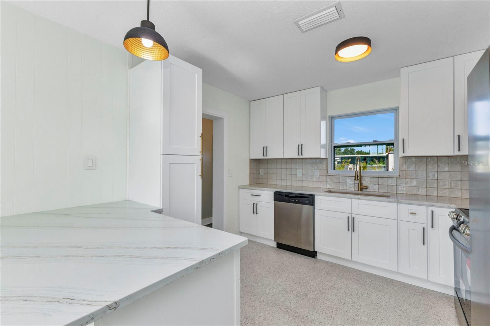 PORT CHARLOTTE SEC 51 01 - Residential Lease