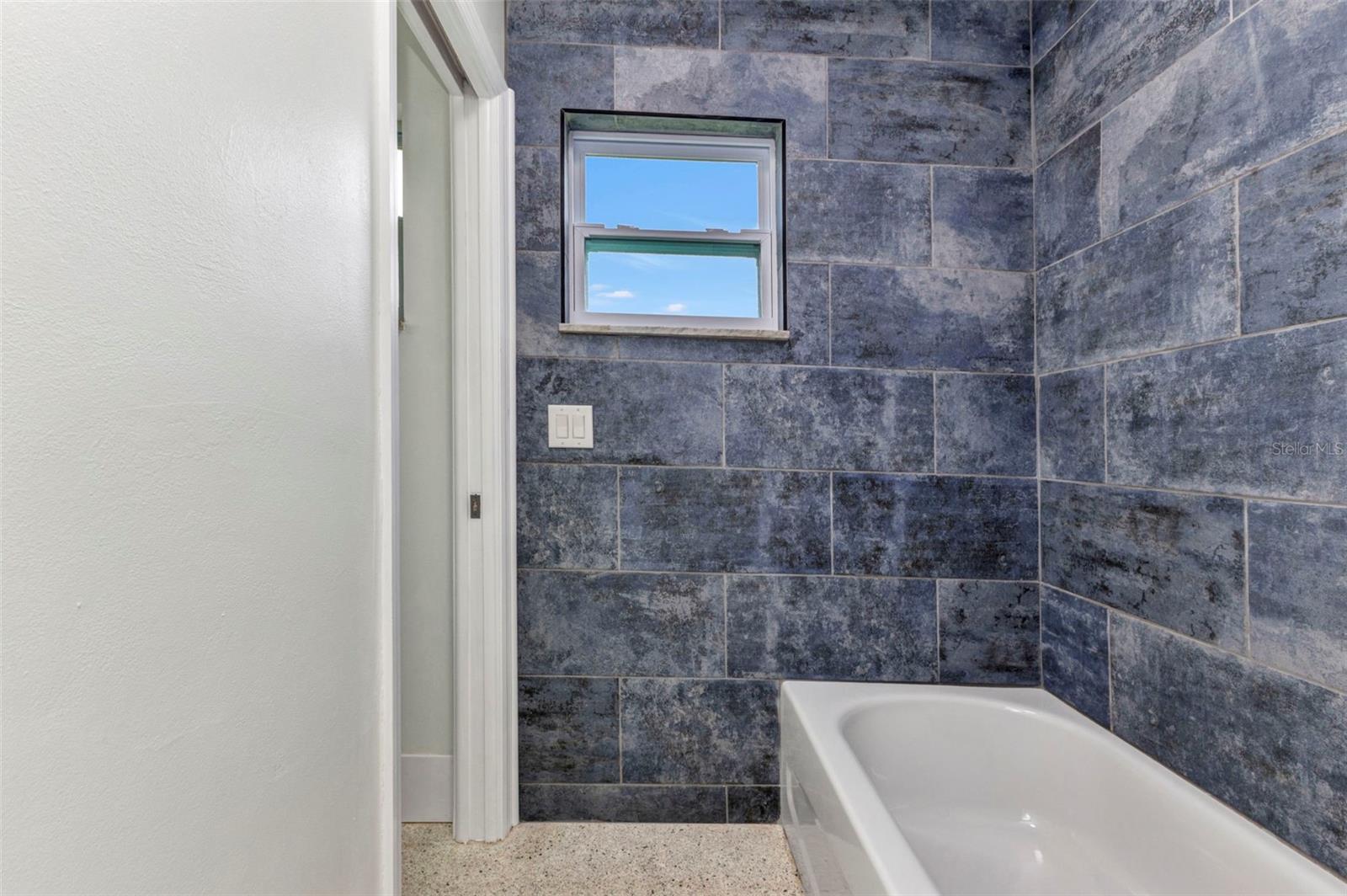 PORT CHARLOTTE SEC 51 01 - Residential Lease