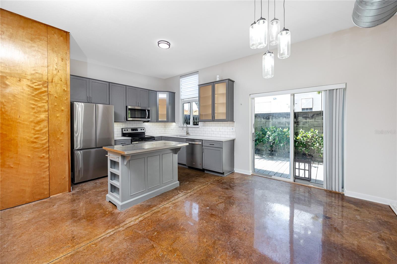 CALLA TERRACE - Residential