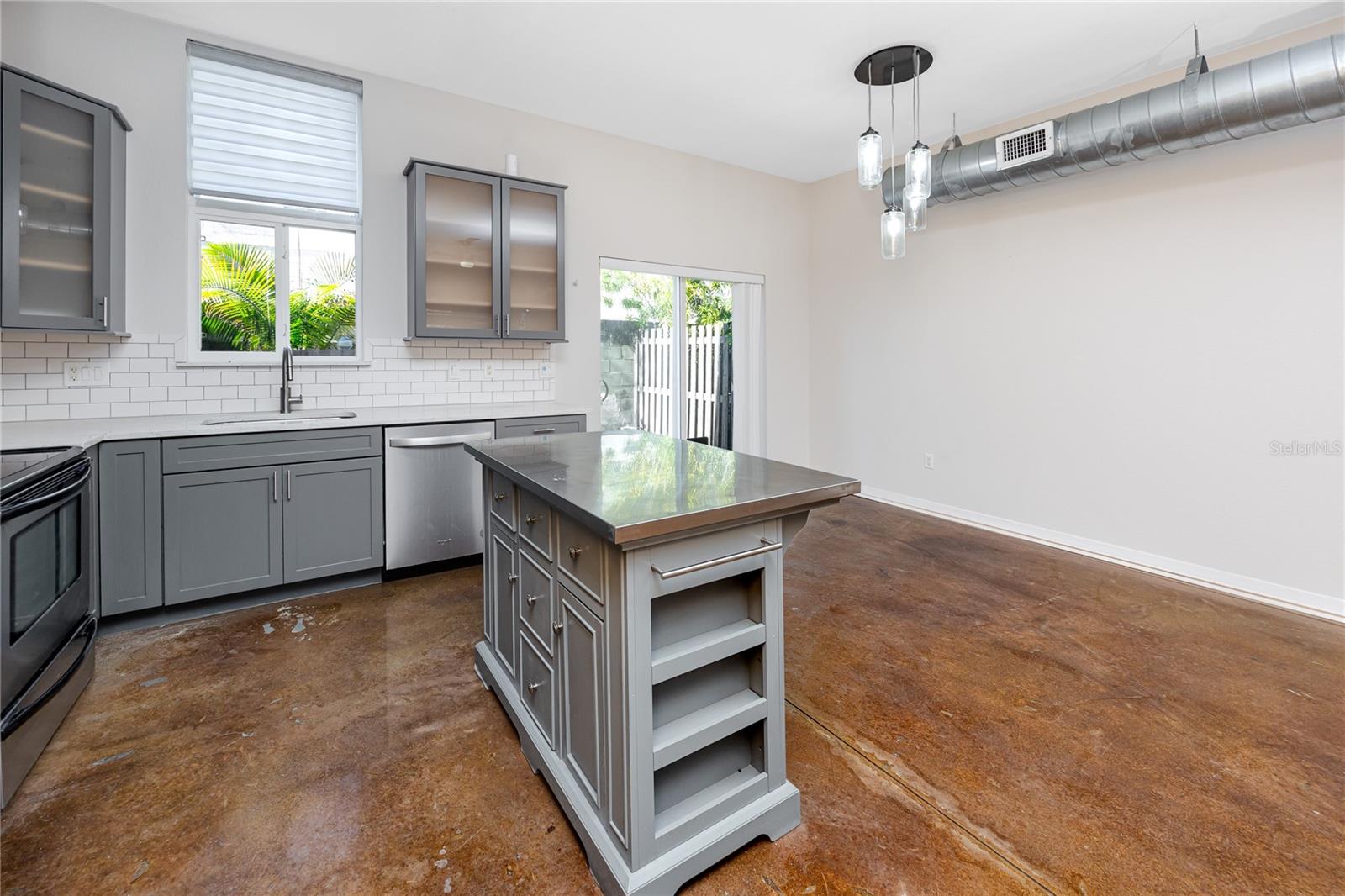 CALLA TERRACE - Residential