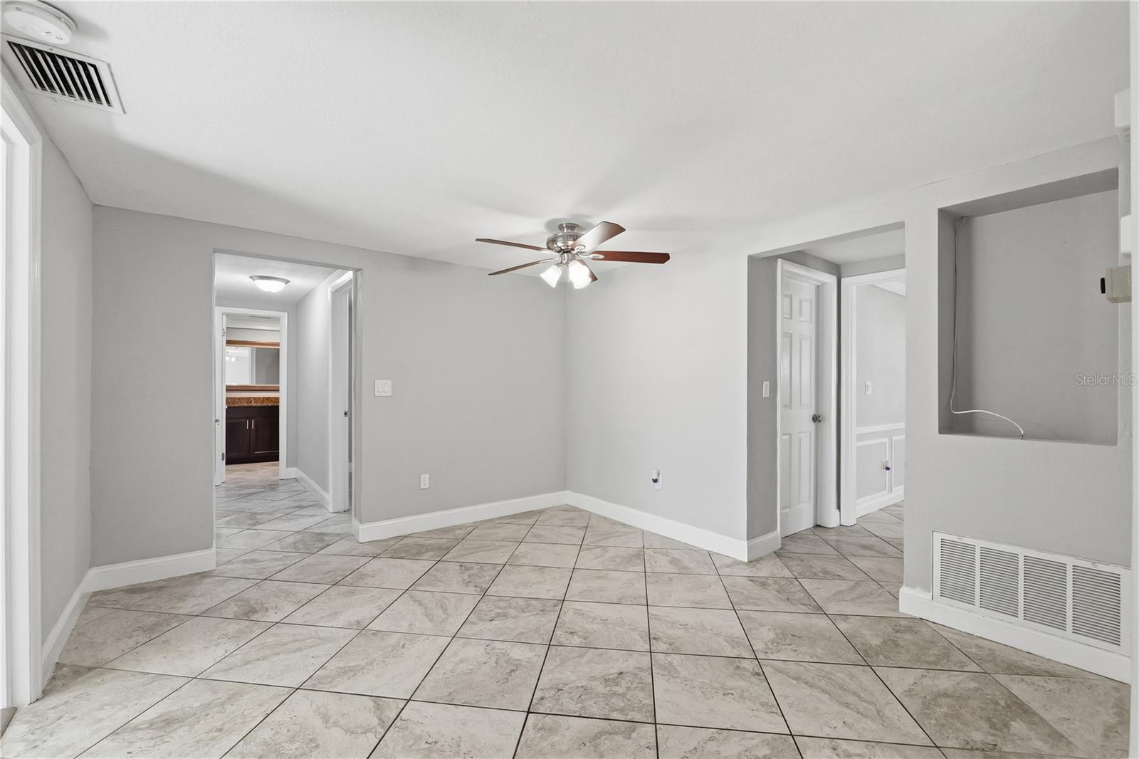 BEACON SQUARE - Residential