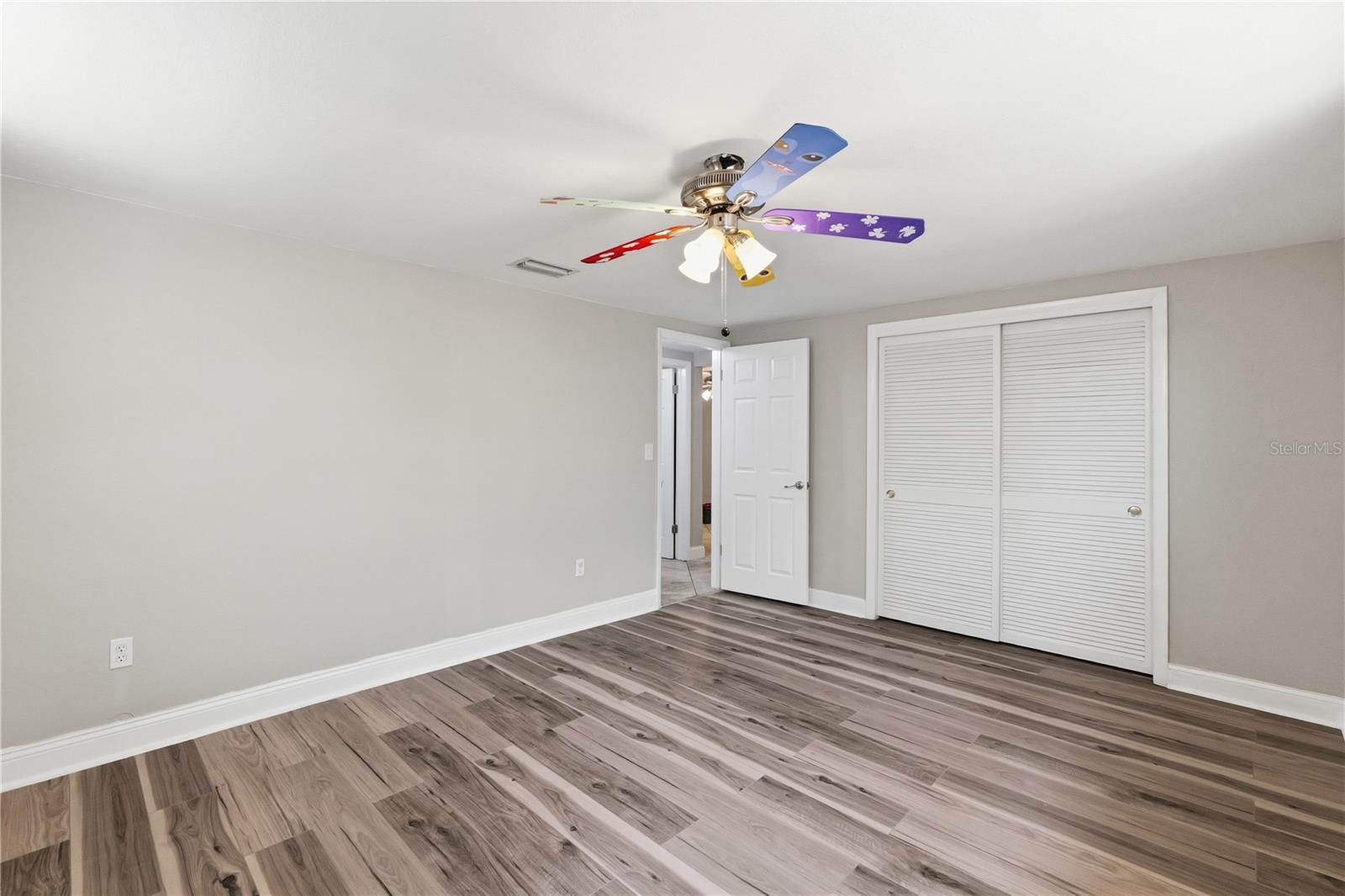 BEACON SQUARE - Residential