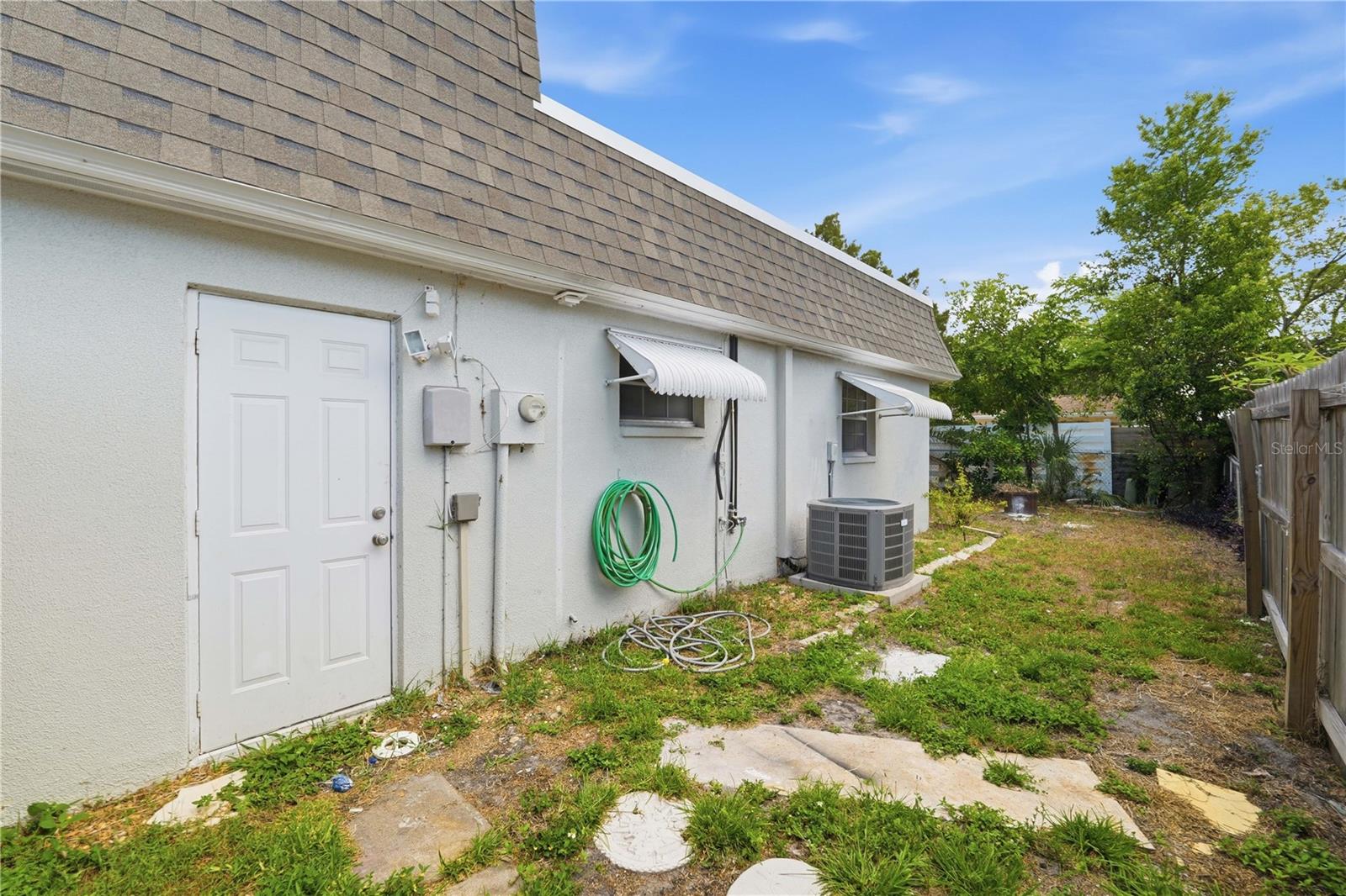 BEACON SQUARE - Residential