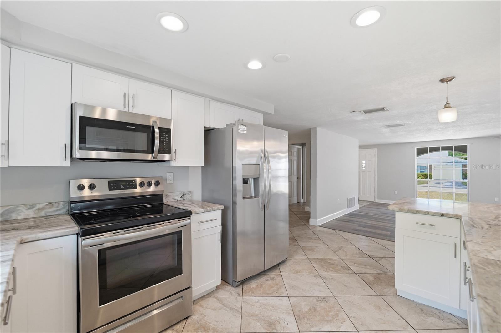BEACON SQUARE - Residential