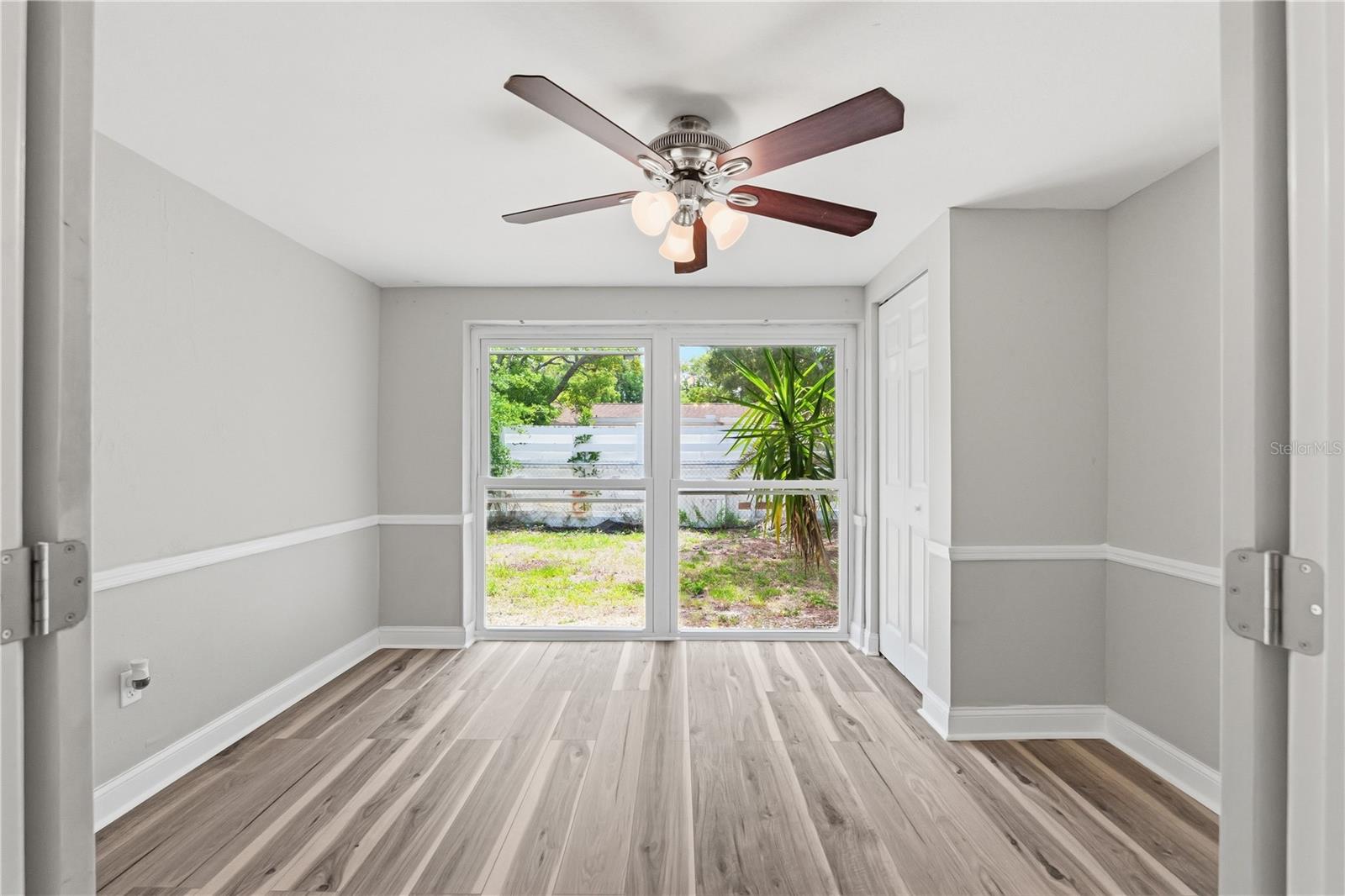 BEACON SQUARE - Residential