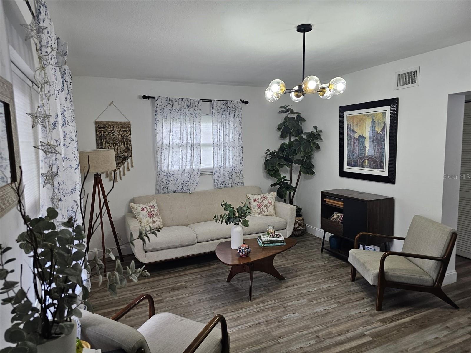 1061 NW 80TH AVENUE A