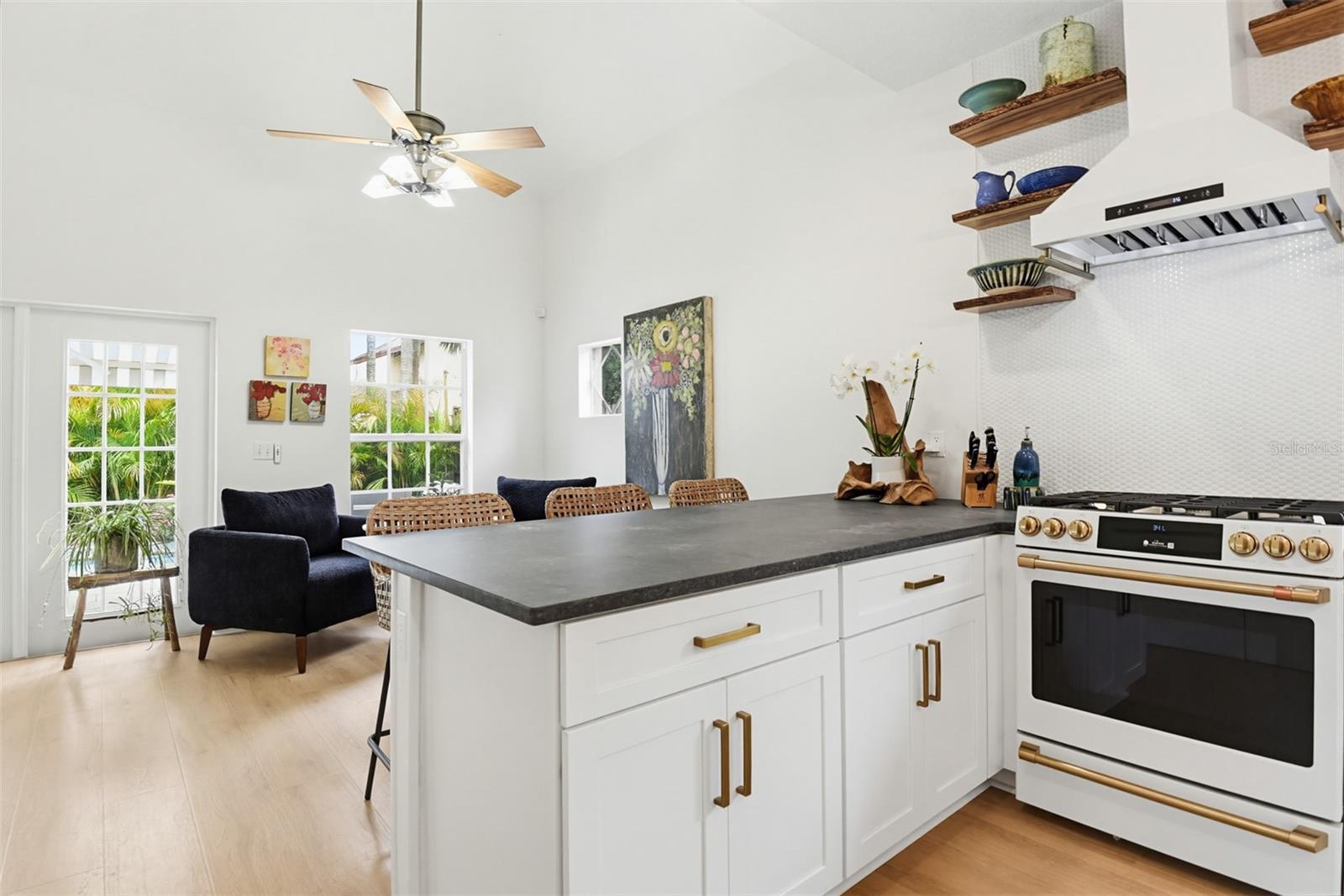 THOBURNS NEW SMYRNA BEACH - Residential