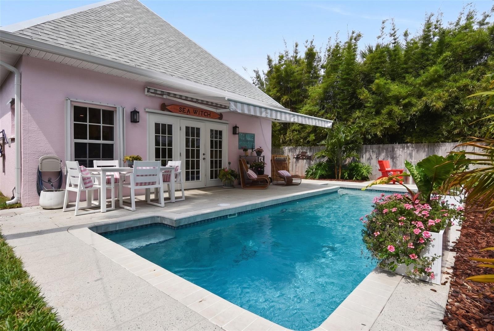 THOBURNS NEW SMYRNA BEACH - Residential