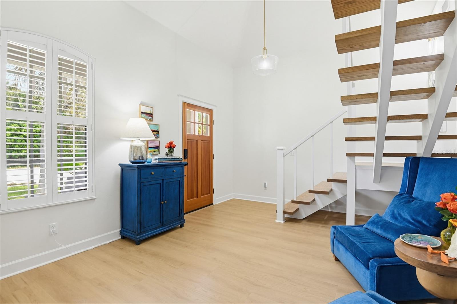 THOBURNS NEW SMYRNA BEACH - Residential