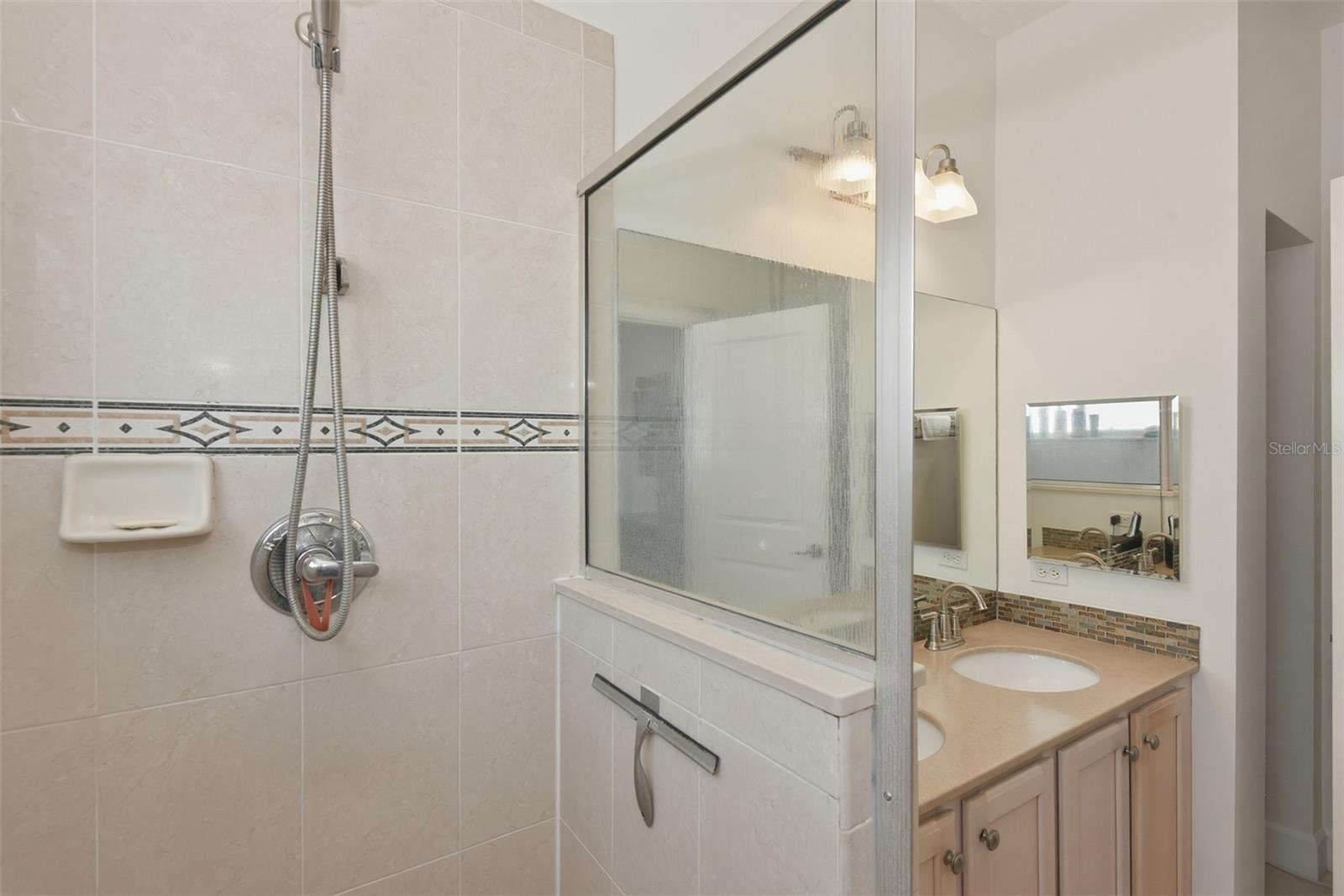 THOBURNS NEW SMYRNA BEACH - Residential