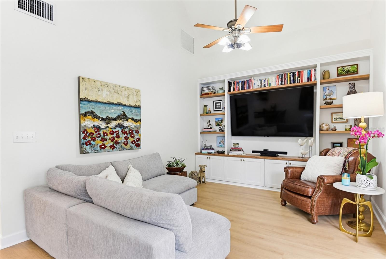THOBURNS NEW SMYRNA BEACH - Residential