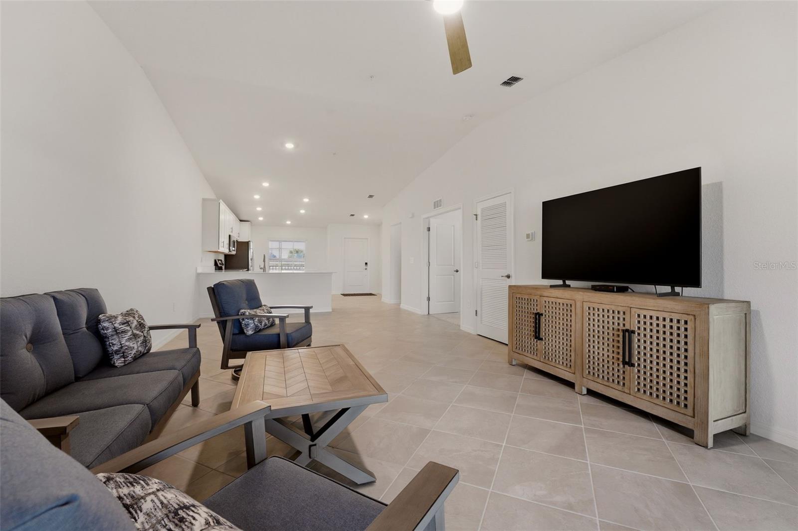 WELLEN PARK GOLF & COUNTRY CLUB - Residential