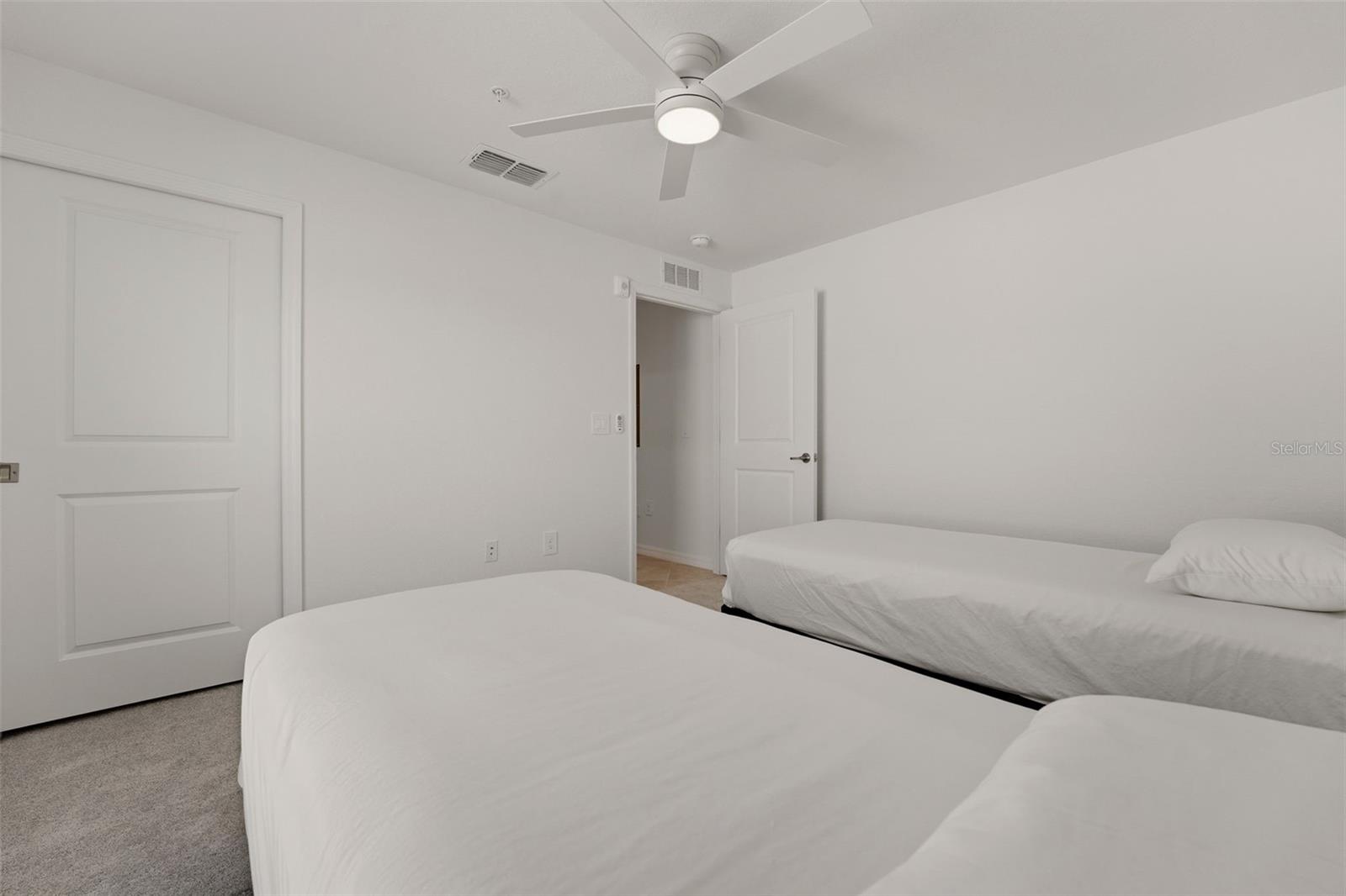 WELLEN PARK GOLF & COUNTRY CLUB - Residential