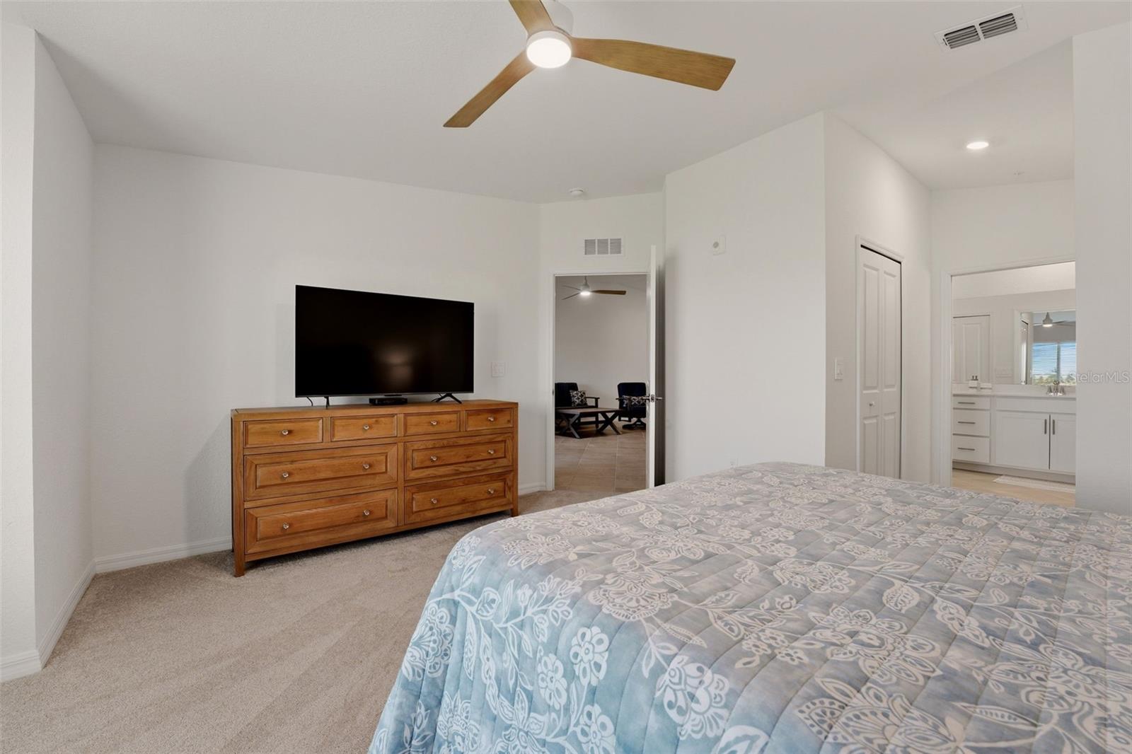 WELLEN PARK GOLF & COUNTRY CLUB - Residential