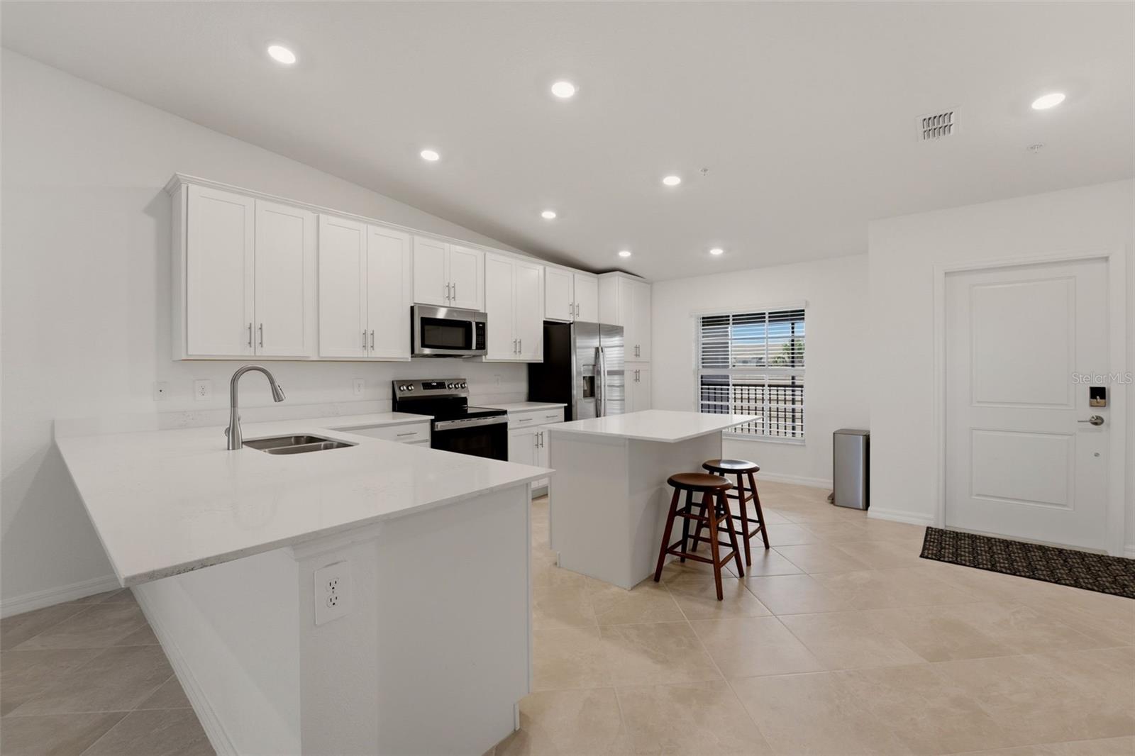 WELLEN PARK GOLF & COUNTRY CLUB - Residential