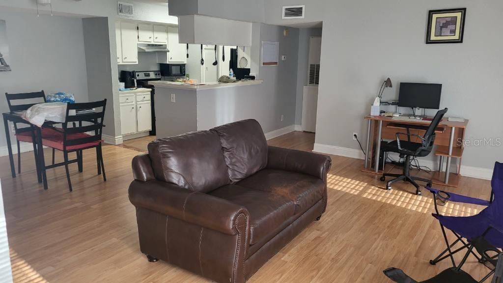 4460 PERKINSHIRE LANE T-203
