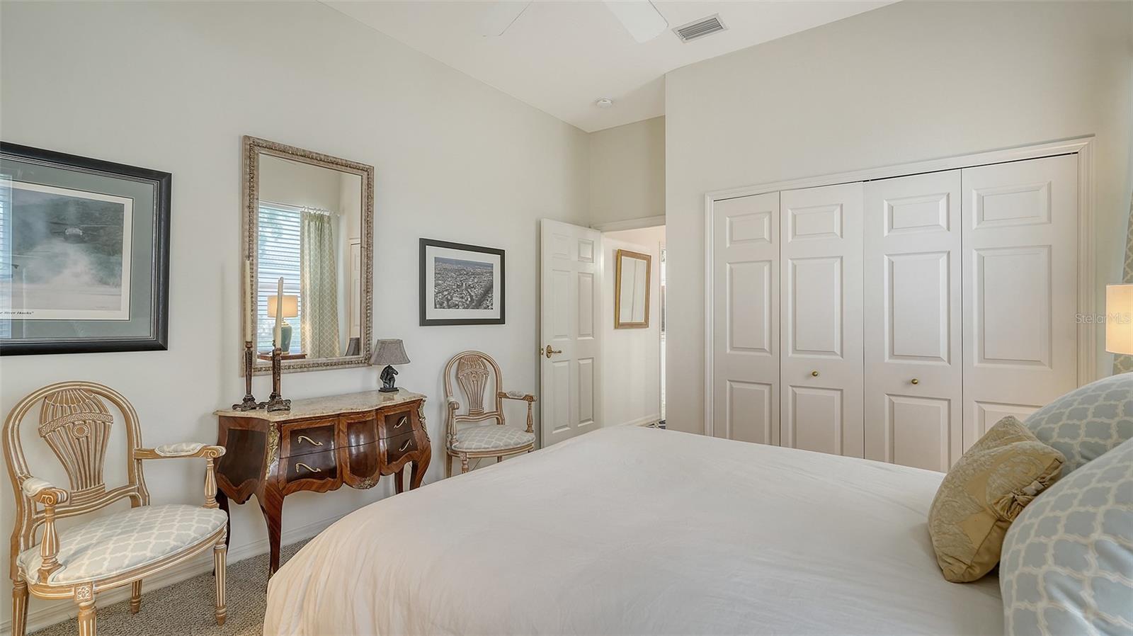 UNIVERSITY PARK COUNTRY CLUB - Residential