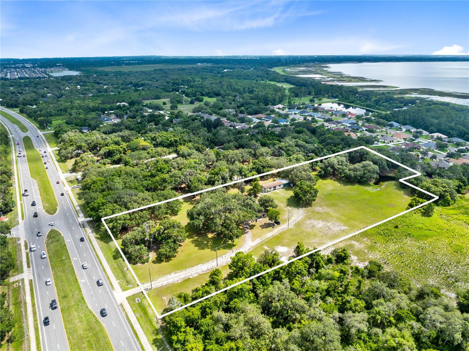 950 S NARCOOSSEE ROAD