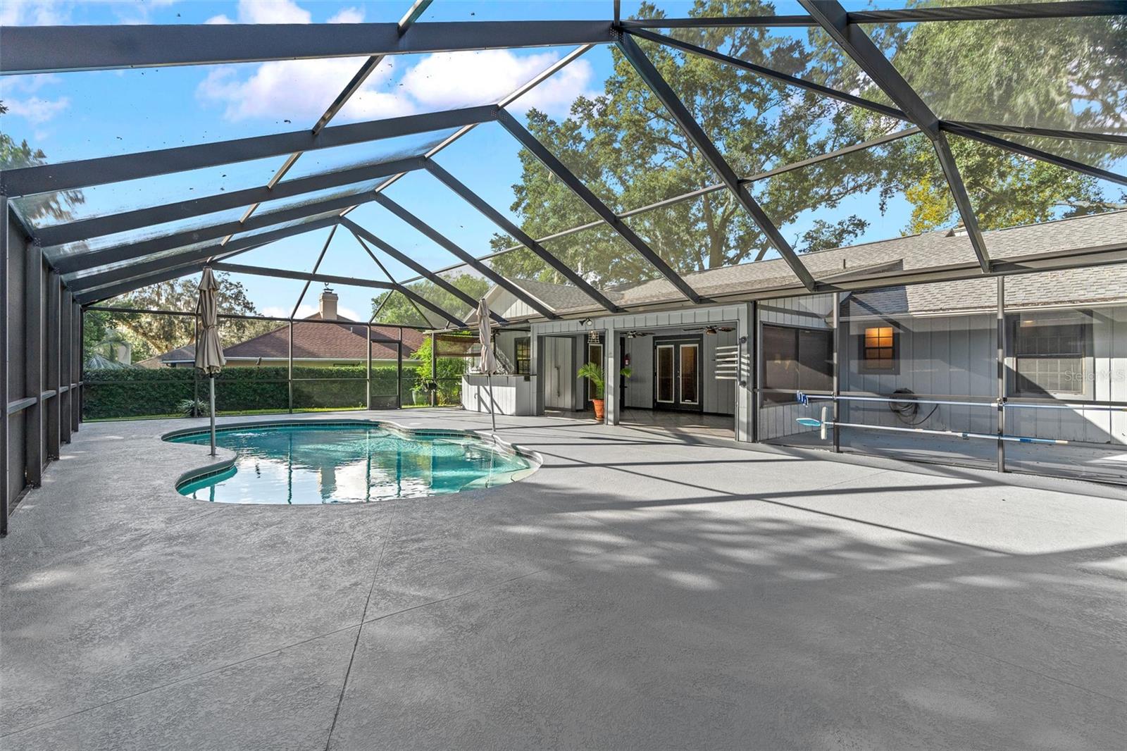 WINDSTREAM - Residential Lease