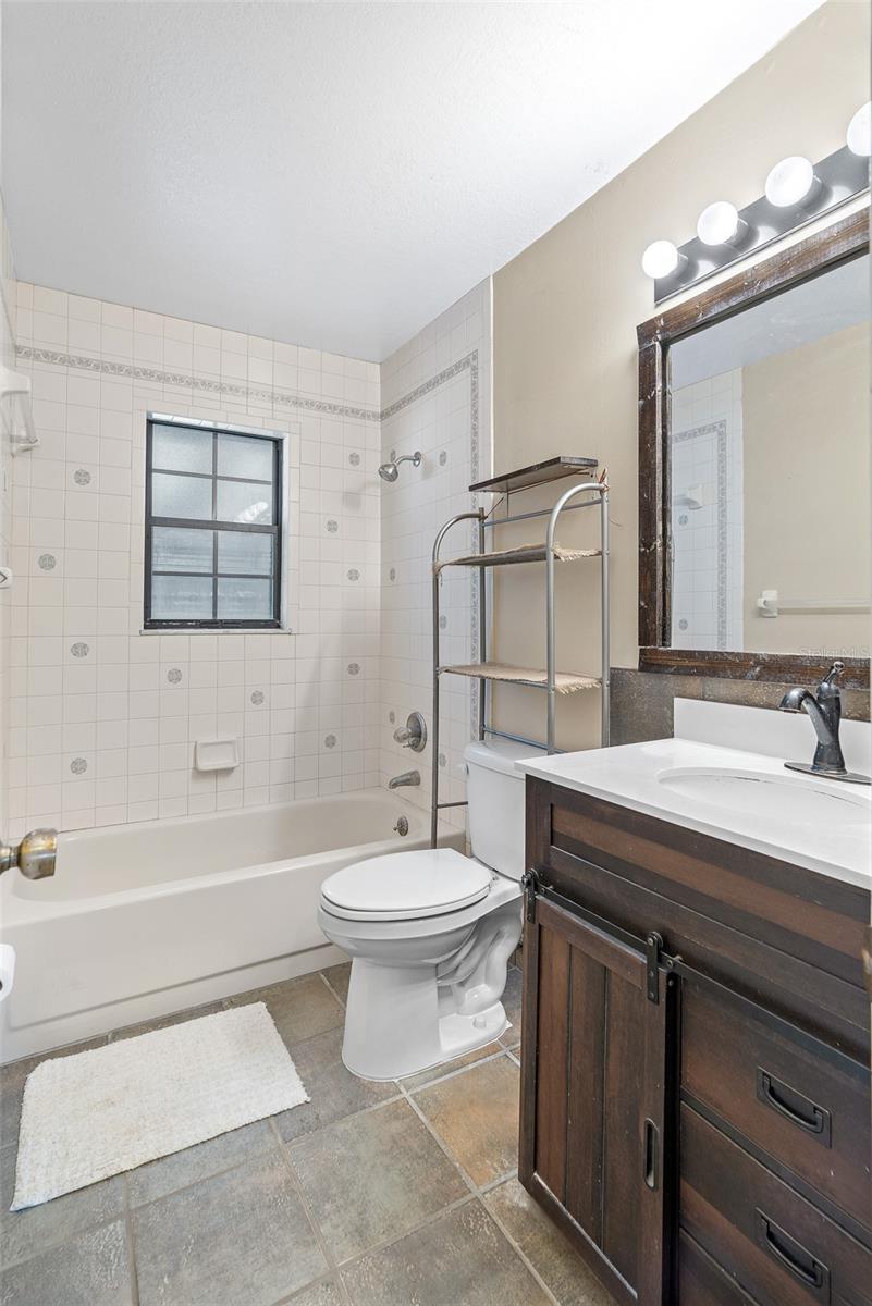 WINDSTREAM - Residential Lease