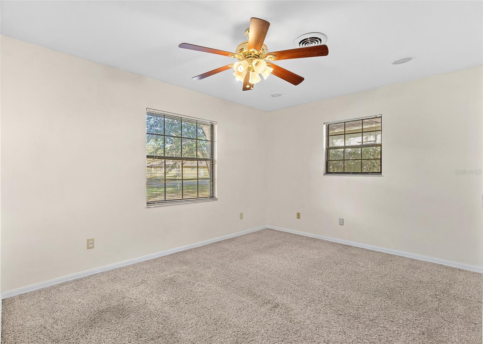 WINDSTREAM - Residential Lease